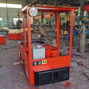 蓄電池電機(jī)車(chē)